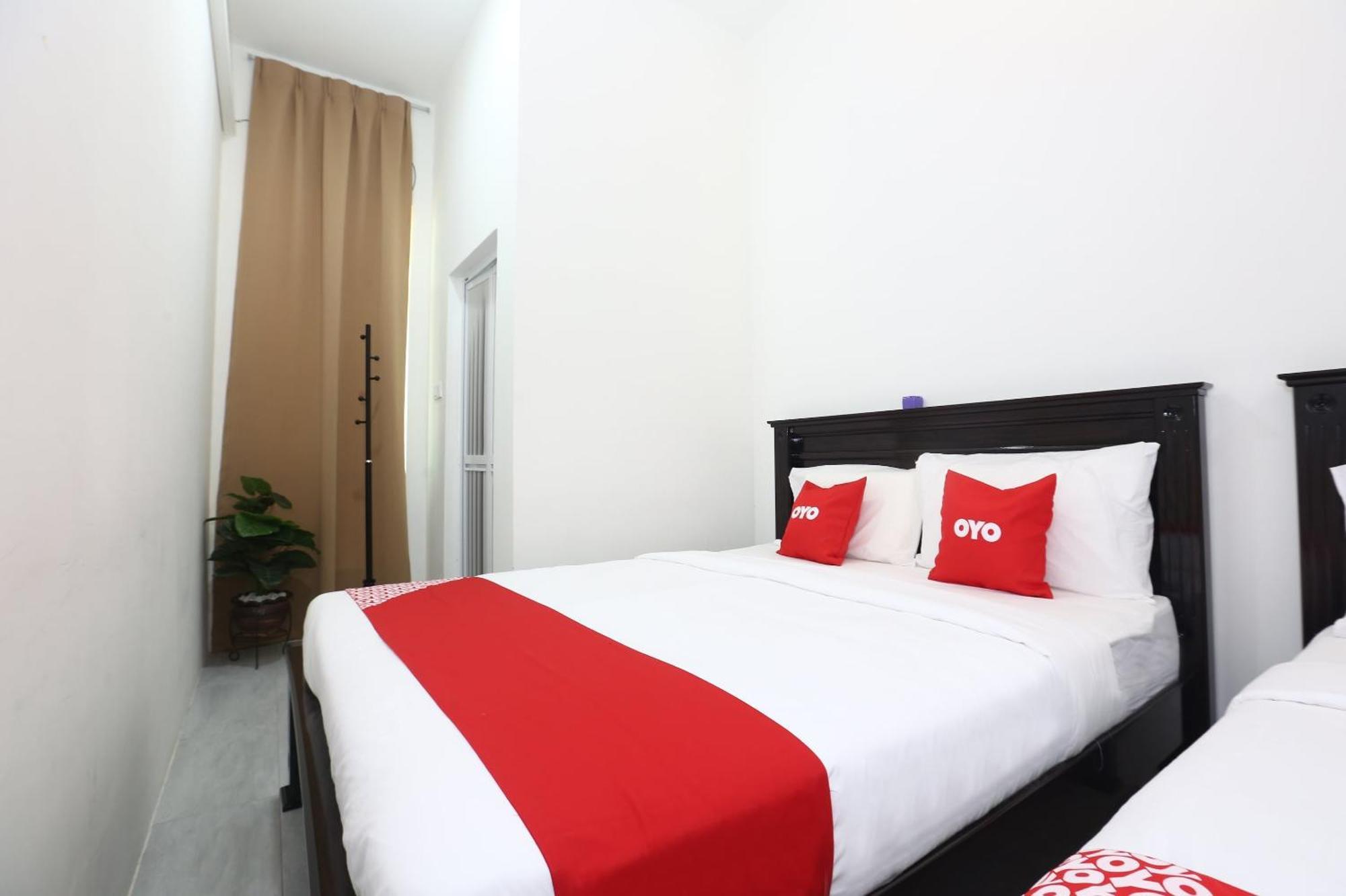 Super Oyo 89678 Ady Hotel Kuala Terengganu Kültér fotó