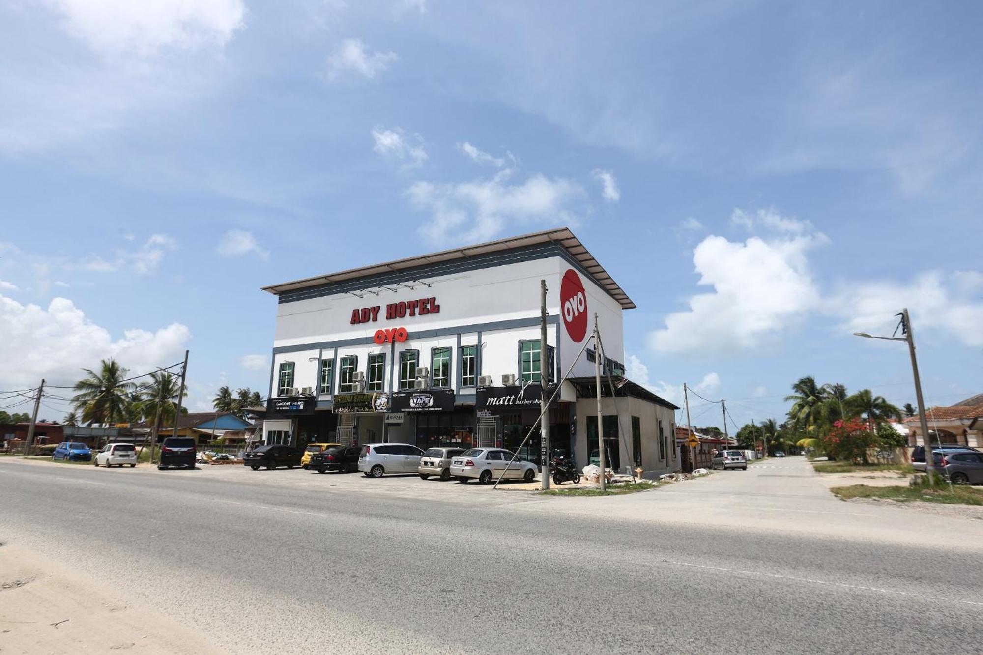 Super Oyo 89678 Ady Hotel Kuala Terengganu Kültér fotó