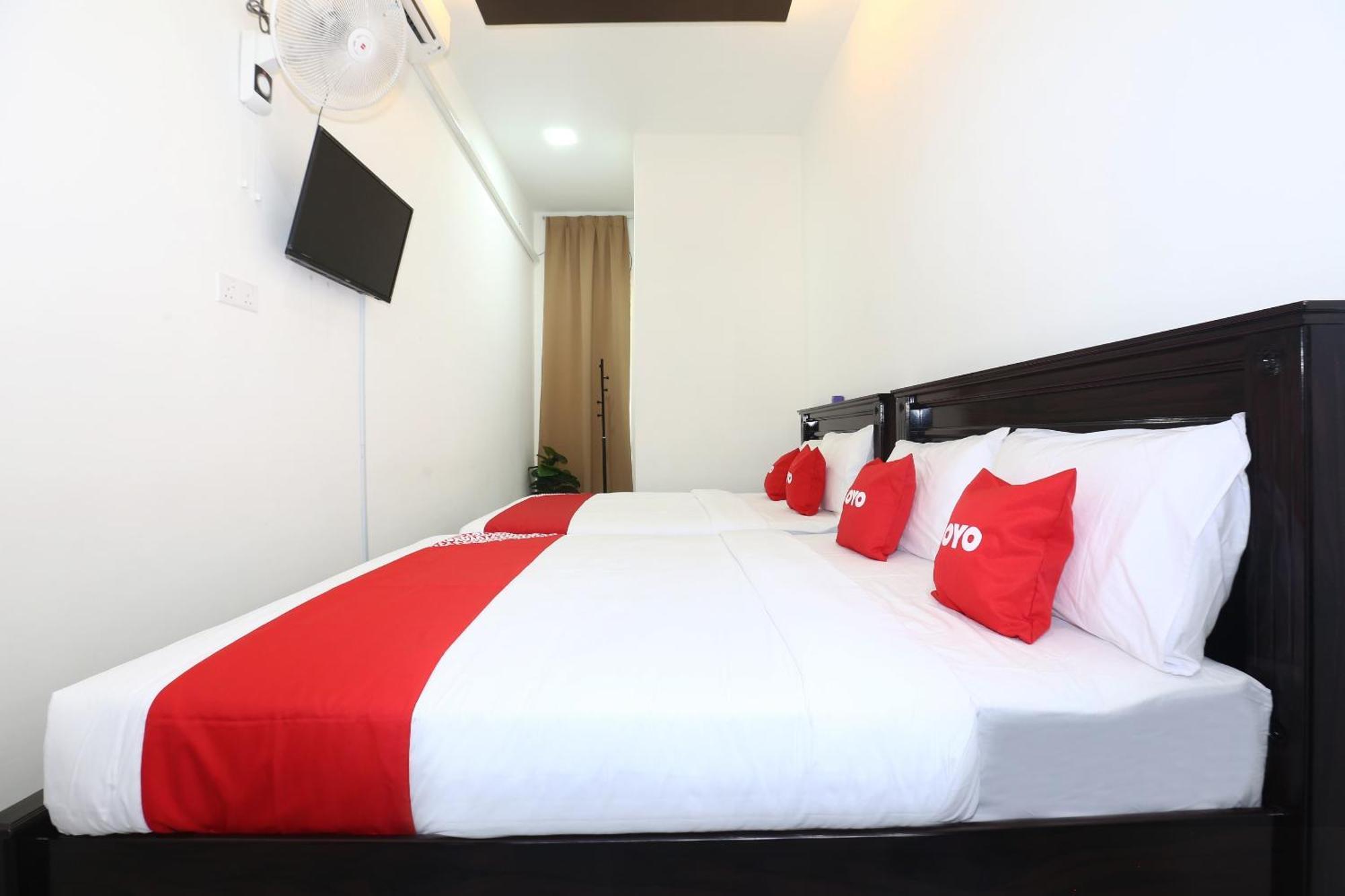 Super Oyo 89678 Ady Hotel Kuala Terengganu Kültér fotó